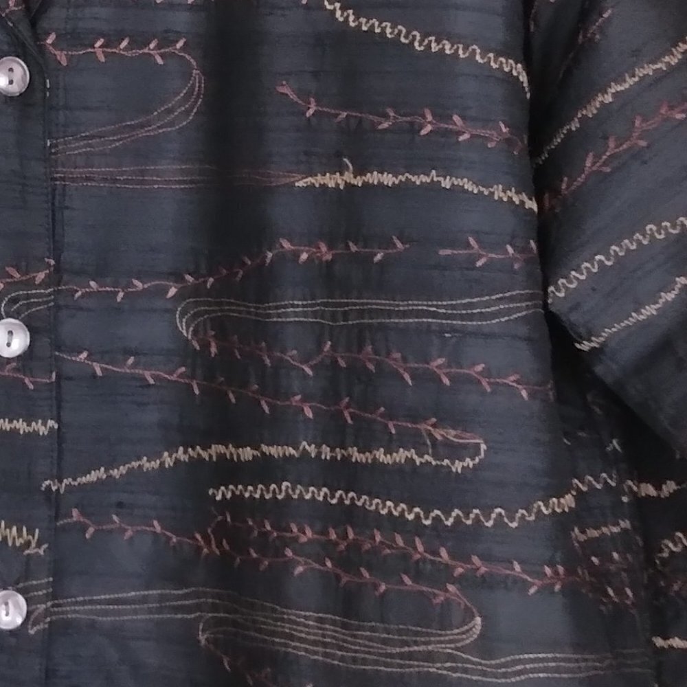 Chico's | Black 100% Silk Embroidered Shacket Jacket | Size M - Picture 4 of 7